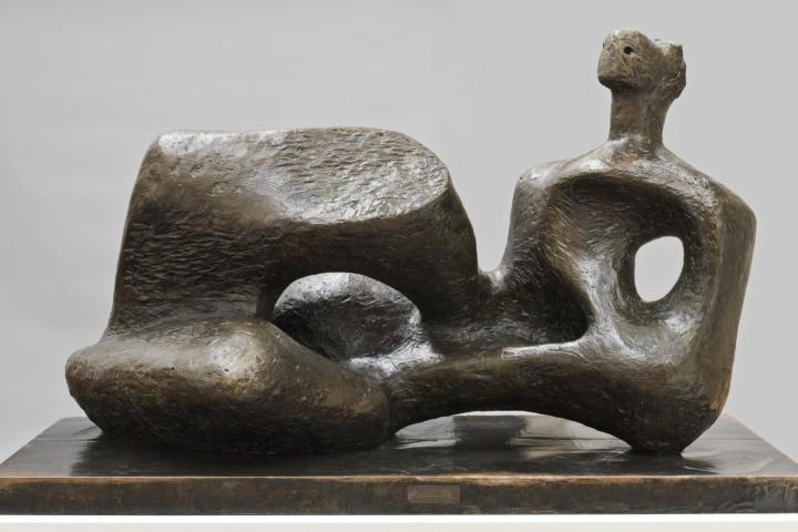 a close up of a statue